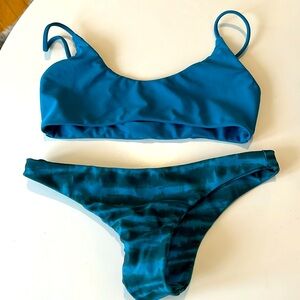 Mikoh set. Size small. Great condition